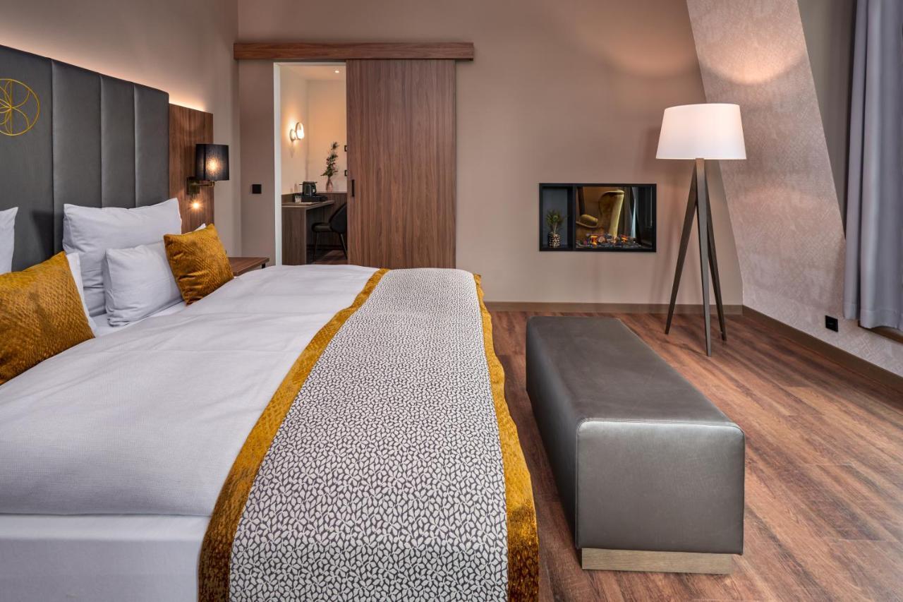 Karls Hotel Зигмаринген Экстерьер фото
