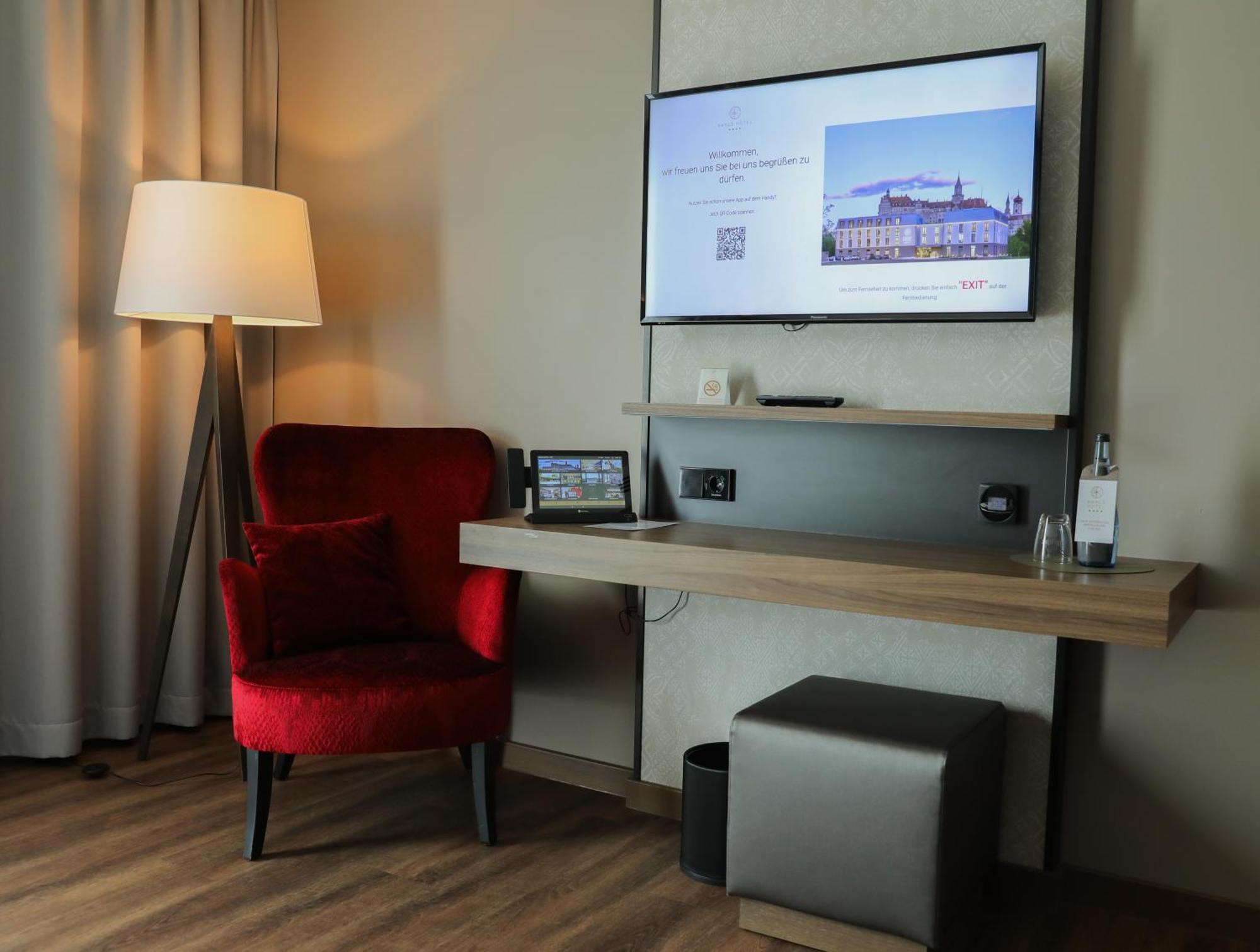 Karls Hotel Зигмаринген Экстерьер фото