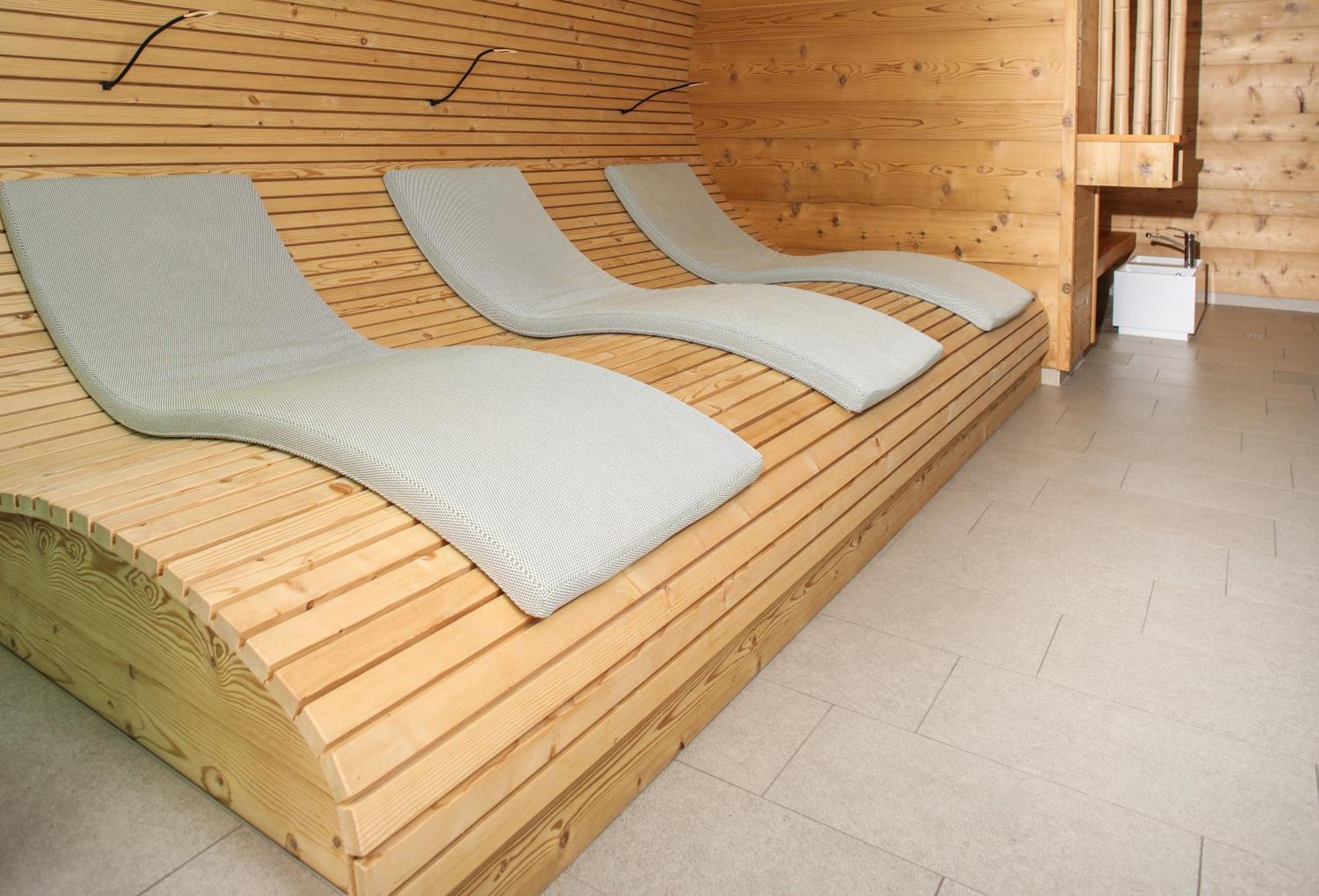 Karls Hotel Зигмаринген Экстерьер фото