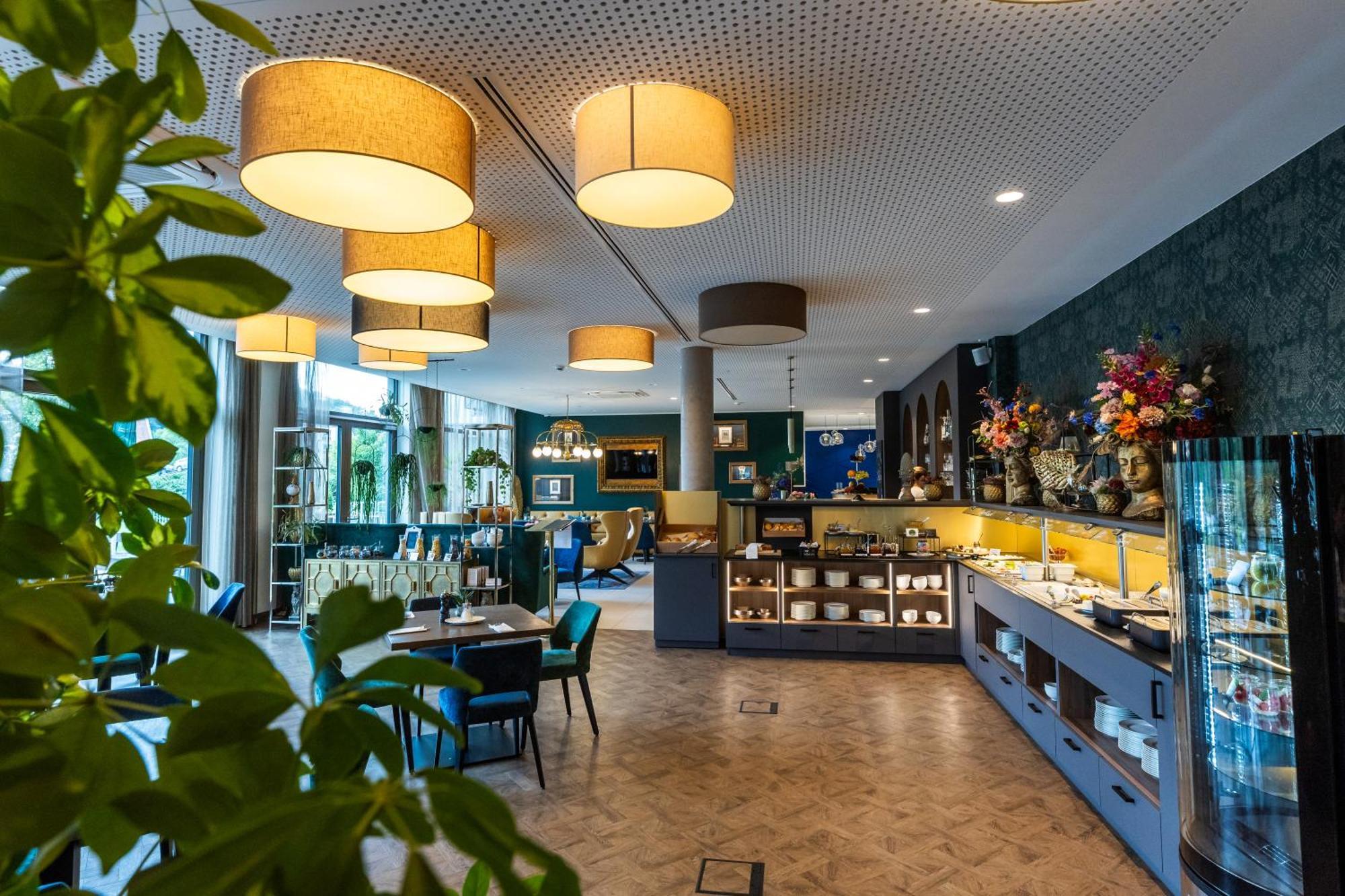 Karls Hotel Зигмаринген Экстерьер фото